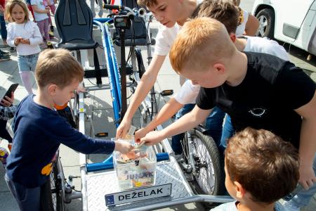 Deželak junak v Postojni (15)